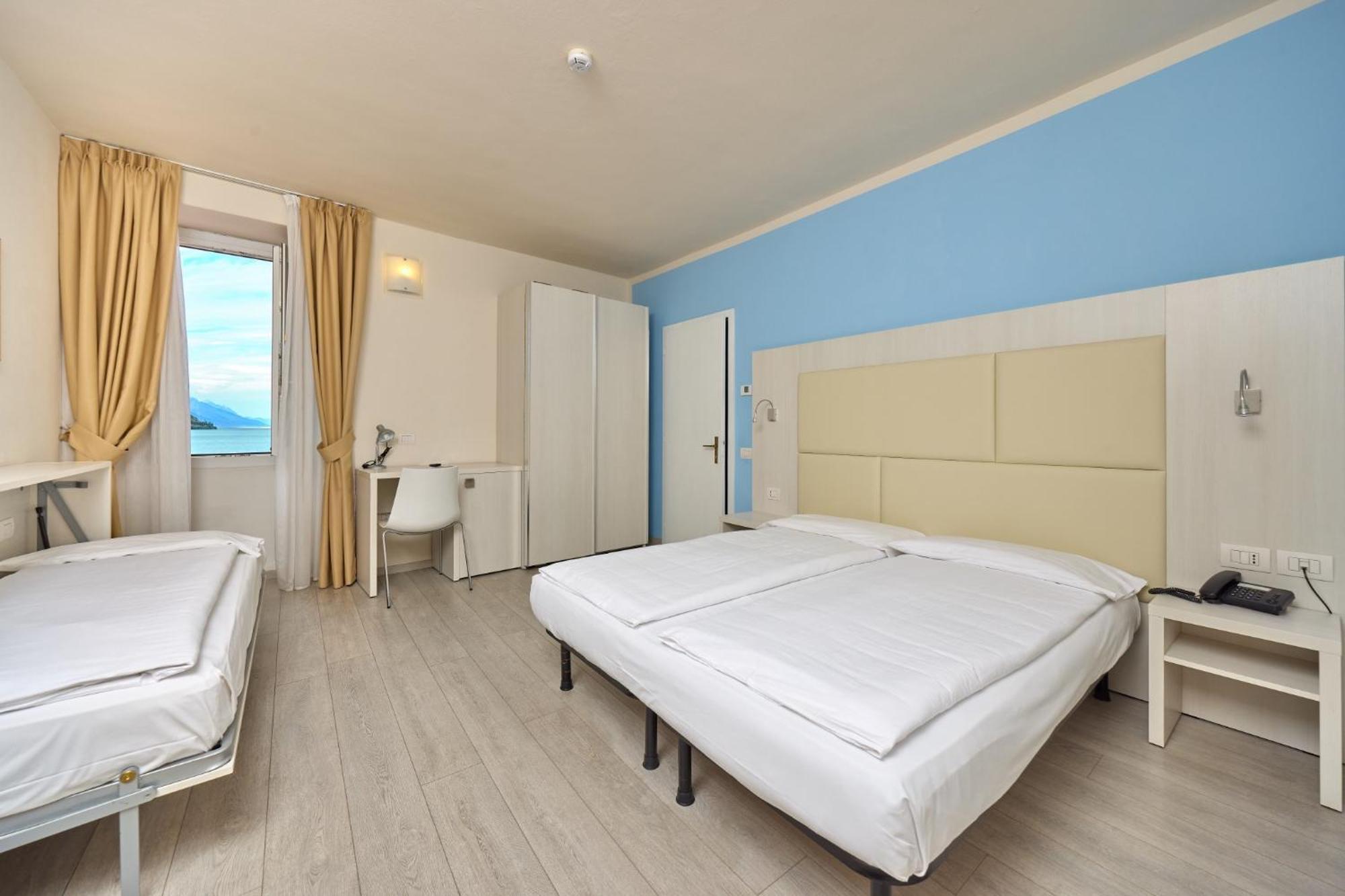 Hotel Geier Torbole Sul Garda Екстер'єр фото