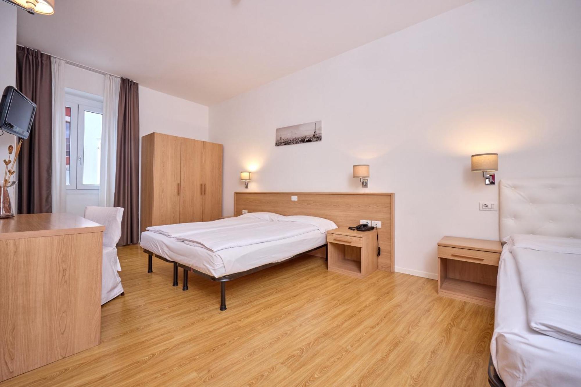 Hotel Geier Torbole Sul Garda Екстер'єр фото
