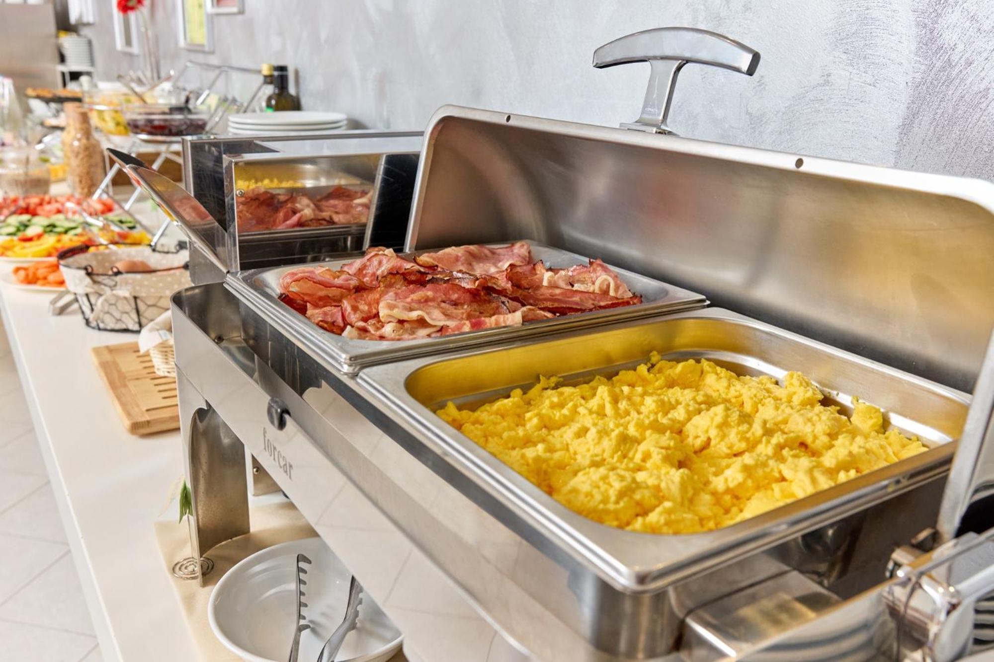 Hotel Geier Torbole Sul Garda Екстер'єр фото